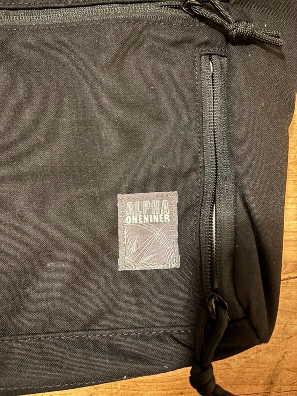 Alpha One Niner Chio messenger bag 1st gen - Picture 2 of 5